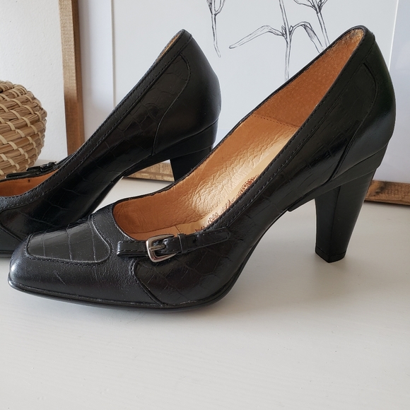Sofft Square Toe Heels Size 6.5W - Picture 6 of 16